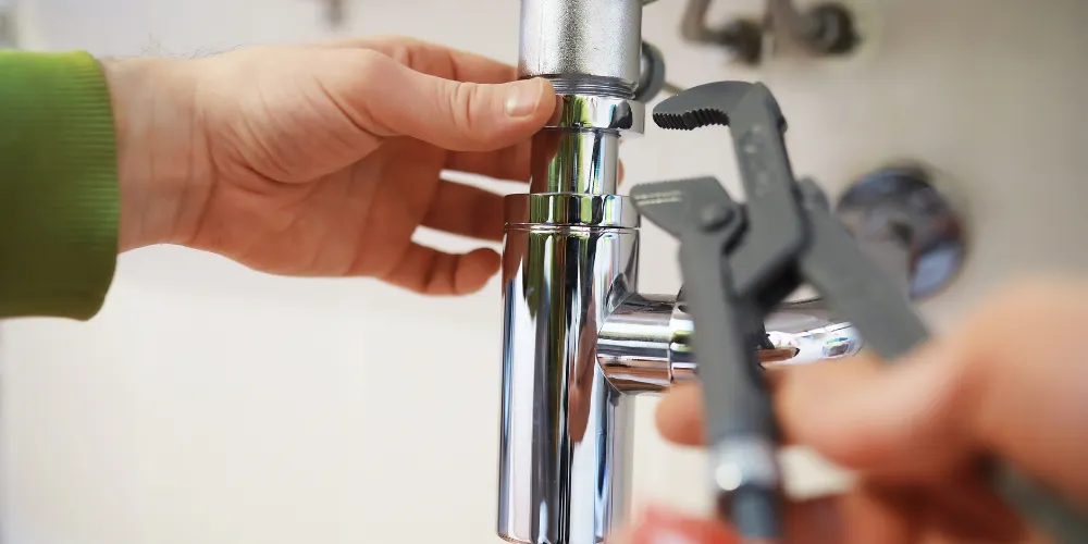 How to tell if your main sewer line is clogged or just a pipe?