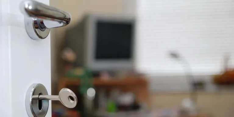 How do I choose the right door swing for entry